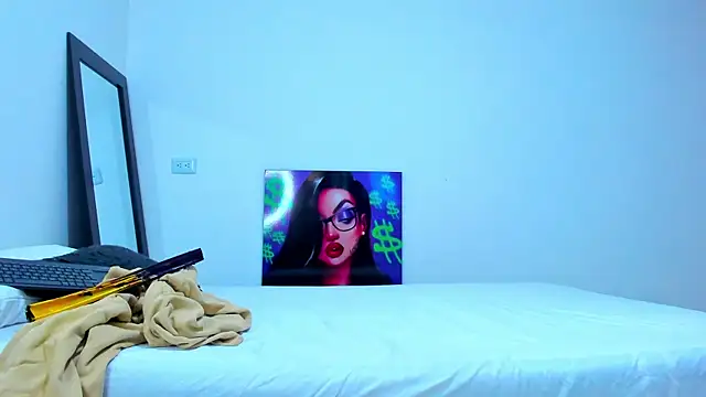 Snapshot of andrea_cherryy chatting on September 19, 2025, 2:07 pm andrea cherryy online show from September 19, 2025, 2:07 pm