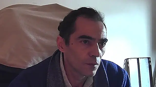 ReyDeBotones online show from March 6, 2026, 3:41 pm