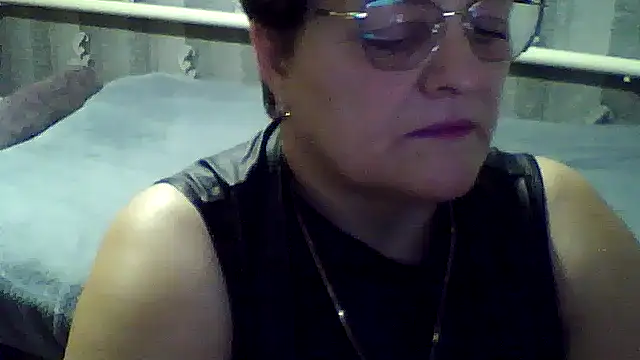 ElzaJewel online show from November 14, 2025, 7:12 pm