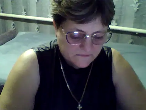ElzaJewel online show from November 20, 2025, 7:13 pm