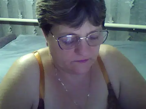 ElzaJewel online show from December 1, 2025, 8:25 pm