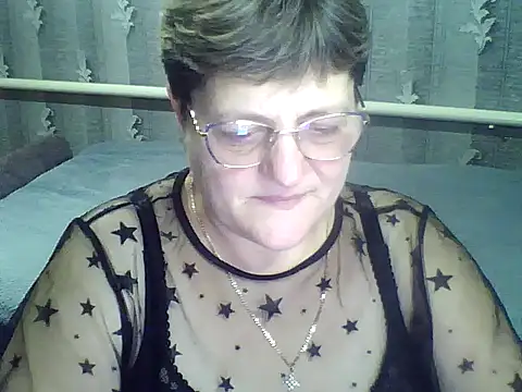 ElzaJewel online show from December 15, 2025, 7:51 pm