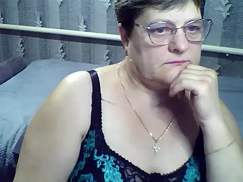 ElzaJewel online show from January 7, 2026, 1:41 am