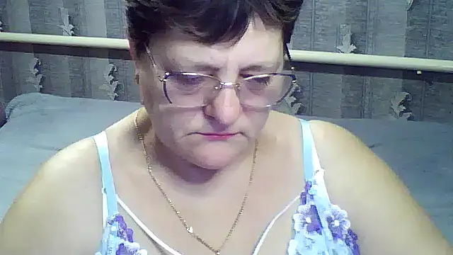ElzaJewel online show from February 16, 2026, 4:52 am