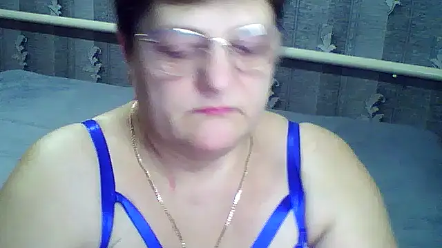 ElzaJewel online show from February 16, 2026, 7:54 pm