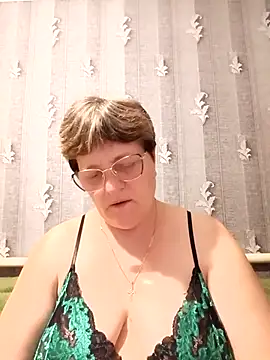 ElzaJewel online show from April 22, 2026, 7:55 am