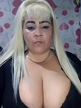 BonniAdams online show from November 18, 2025, 11:59 pm