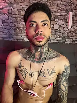 Walker Thomas1 online show from March 15, 2025, 10:11 pm