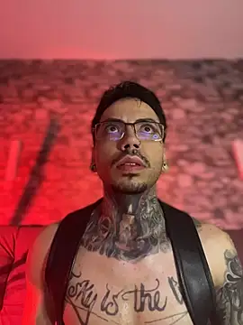 Snapshot of Walker_Thomas1 chatting on March 1, 2026, 10:50 am Walker Thomas1 online show from March 1, 2026, 10:50 am