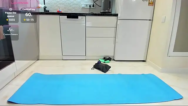 Katya yoga online show from October 31, 2025, 4:24 am