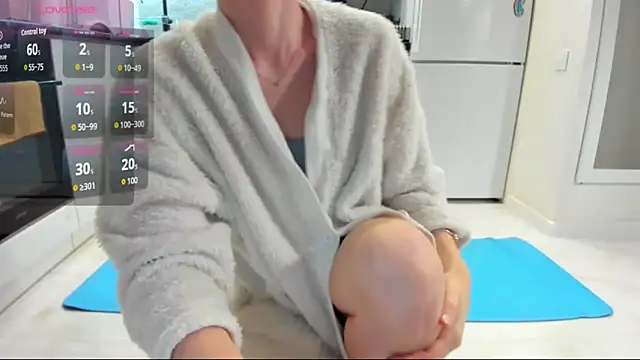 Katya yoga online show from November 22, 2025, 4:55 am