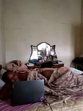 DahGiver online show from March 18, 2025, 8:03 am