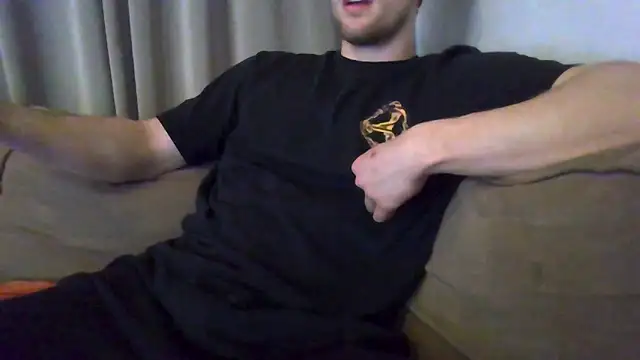 pietjepuk1310 online show from February 11, 2026, 9:03 am