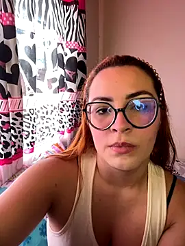 Snapshot of JessyCream chatting on September 28, 2025, 6:57 pm JessyCream online show from September 28, 2025, 6:57 pm