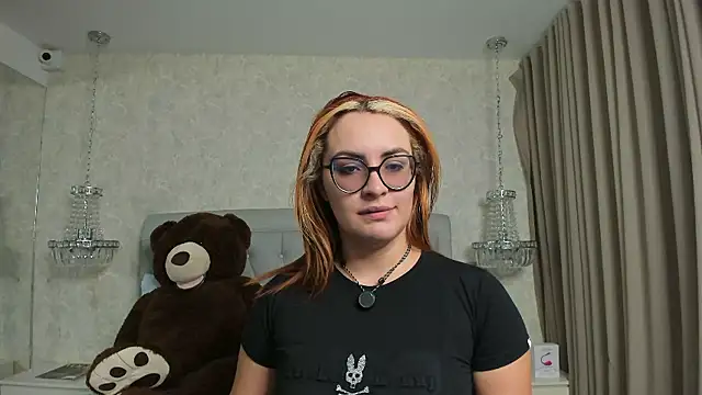 Snapshot of JessyCream chatting on October 5, 2025, 2:04 pm JessyCream online show from October 5, 2025, 2:04 pm
