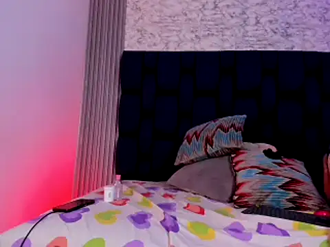 Snapshot of Ashlyaurora chatting on February 15, 2025, 5:51 am Ashlyaurora online show from February 15, 2025, 5:51 am