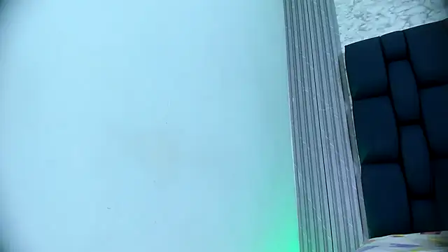 Snapshot of Ashlyaurora chatting on March 14, 2025, 6:53 am Ashlyaurora online show from March 14, 2025, 6:53 am