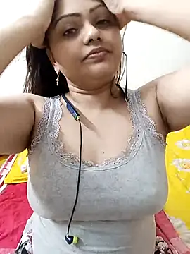 blue-berry07 online show from December 17, 2025, 8:48 pm