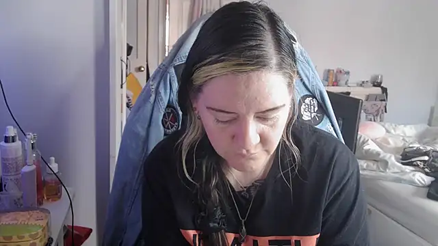 Snapshot of AureliaXOX chatting on September 19, 2025, 9:00 am AureliaXOX online show from September 19, 2025, 9:00 am