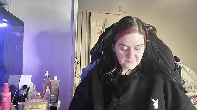 Snapshot of AureliaXOX chatting on November 30, 2025, 4:44 pm AureliaXOX online show from November 30, 2025, 4:44 pm