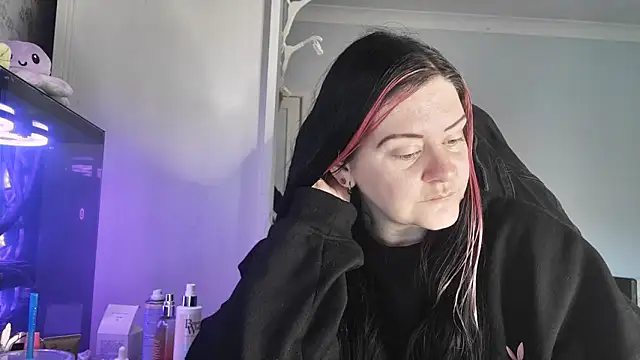 Snapshot of AureliaXOX chatting on January 19, 2026, 9:24 am AureliaXOX online show from January 19, 2026, 9:24 am