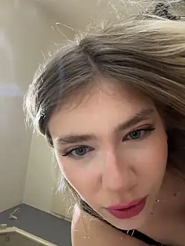 angeleyezlolita online show from February 4, 2025, 11:38 pm