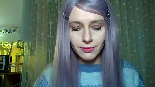 LuminousLady online show from February 20, 2025, 7:19 pm