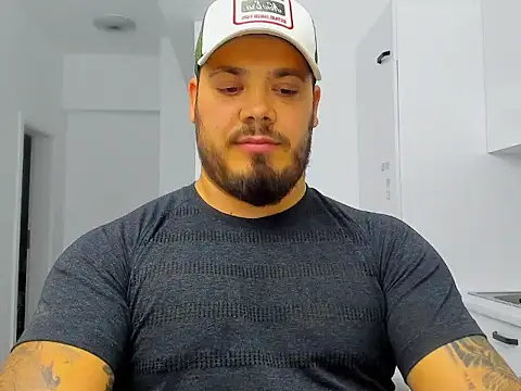 ZackMasterss online show from October 21, 2025, 9:15 pm