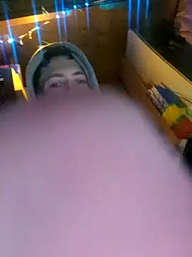 Snapshot of Jaymie2p25 chatting on December 14, 2025, 10:58 pm Jaymie2p25 online show from December 14, 2025, 10:58 pm