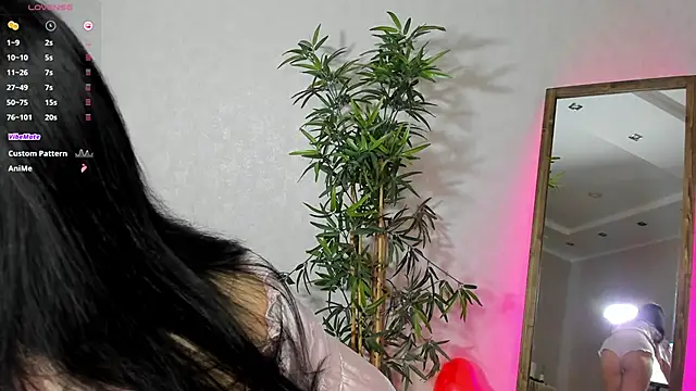 Amely Li1 online show from February 25, 2025, 8:58 am