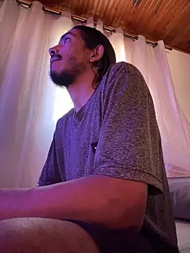 Mineirinho043 online show from April 15, 2026, 2:46 pm