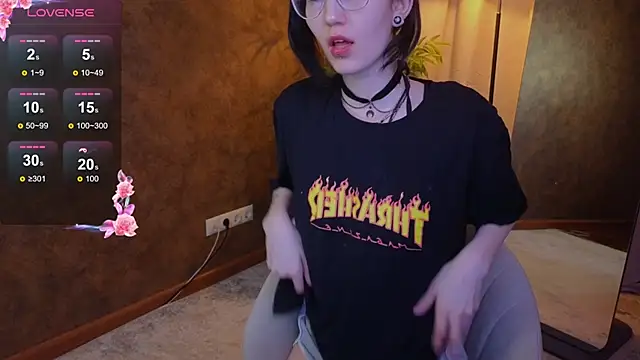 lissaros online show from March 13, 2025, 8:15 am