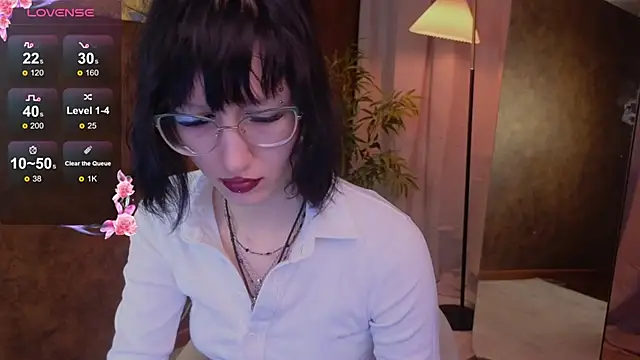 lissaros online show from March 18, 2025, 4:47 am