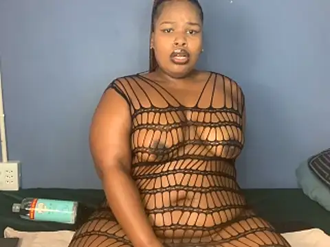 Cuddle Bear online show from February 7, 2026, 5:38 pm