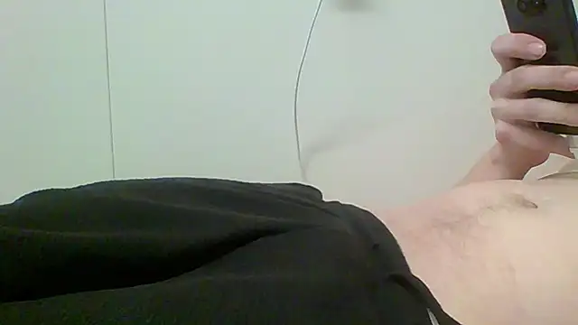 j3sp3r930 online show from February 27, 2025, 4:21 pm