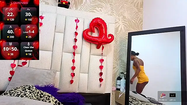 dafnnelewis online show from February 25, 2026, 11:31 am