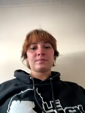 Snapshot of Maggie_Geller chatting on December 18, 2025, 7:09 pm Maggie Geller online show from December 18, 2025, 7:09 pm