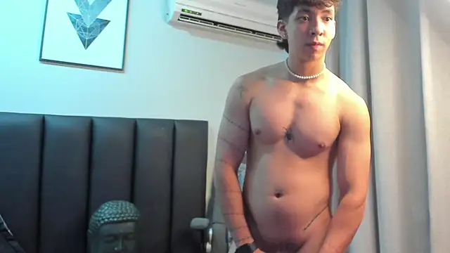 ISAAC CRYSTON online show from February 13, 2025, 2:01 am