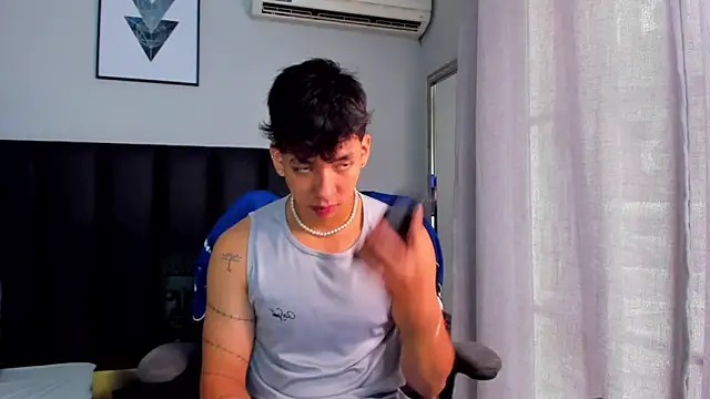 ISAAC CRYSTON online show from March 1, 2025, 7:37 pm