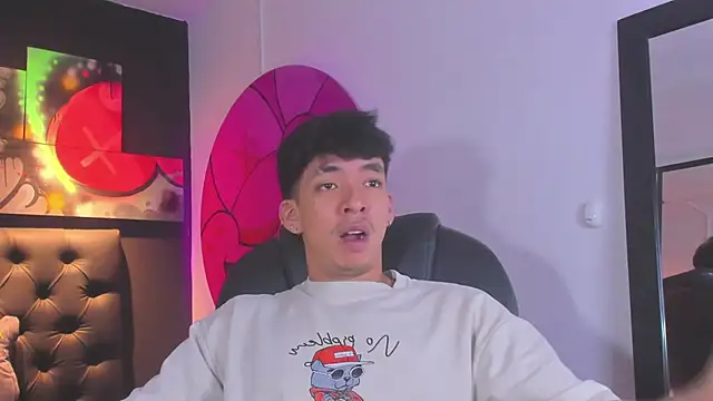 ISAAC CRYSTON online show from September 19, 2025, 7:36 pm