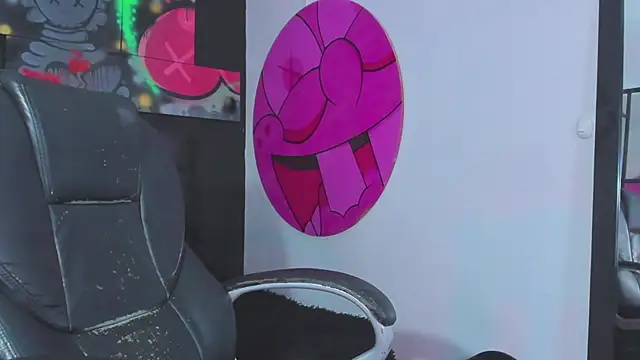 ISAAC CRYSTON online show from September 26, 2025, 7:51 pm