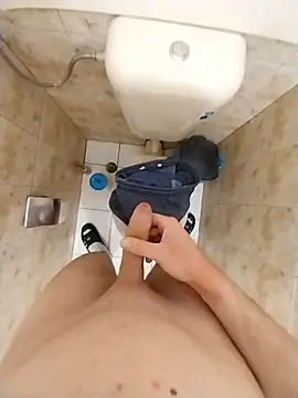 Snapshot of Good_boy000 chatting on February 5, 2025, 5:31 pm Good boy000 online show from February 5, 2025, 5:31 pm