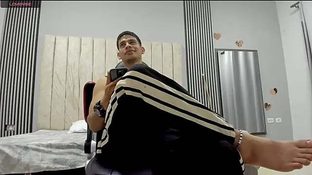 ANDRES STUD online show from February 14, 2026, 4:31 am