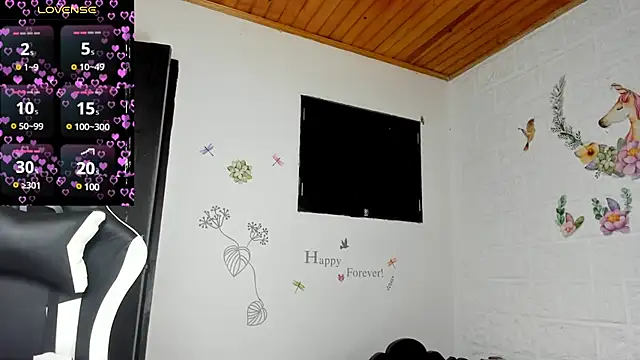 alisson hoffman05 online show from March 11, 2025, 12:06 pm