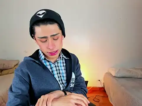 Snapshot of steve__gray chatting on February 21, 2025, 3:21 pm steve  gray online show from February 21, 2025, 3:21 pm