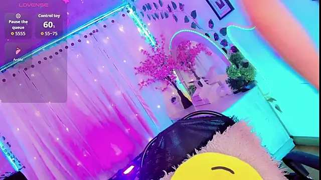 Irina milkmaid online show from February 24, 2026, 7:23 pm