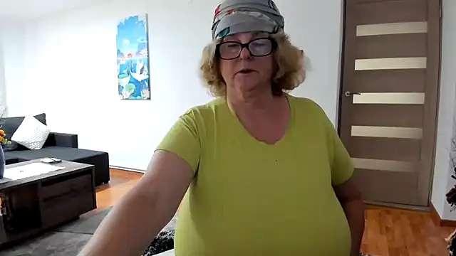 NoraJohnson6 online show from September 11, 2025, 6:02 am