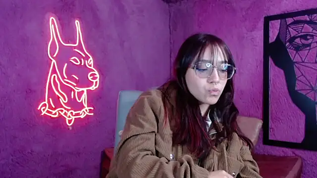 Snapshot of Sunshinegirl__ chatting on February 12, 2025, 1:41 am Sunshinegirl online show from February 12, 2025, 1:41 am