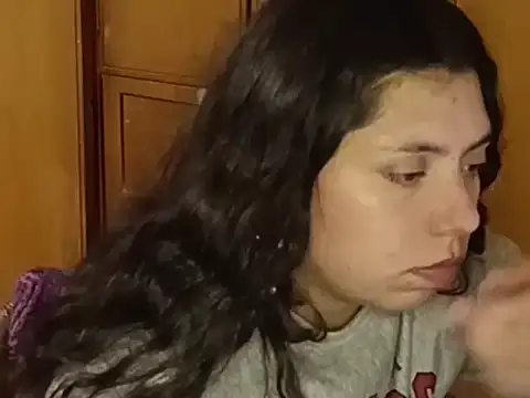 isabellapurple online show from February 13, 2026, 4:19 am