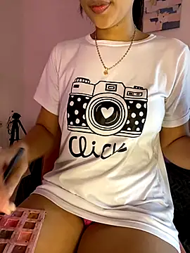 Snapshot of trex_x chatting on November 21, 2025, 6:39 pm trex x online show from November 21, 2025, 6:39 pm